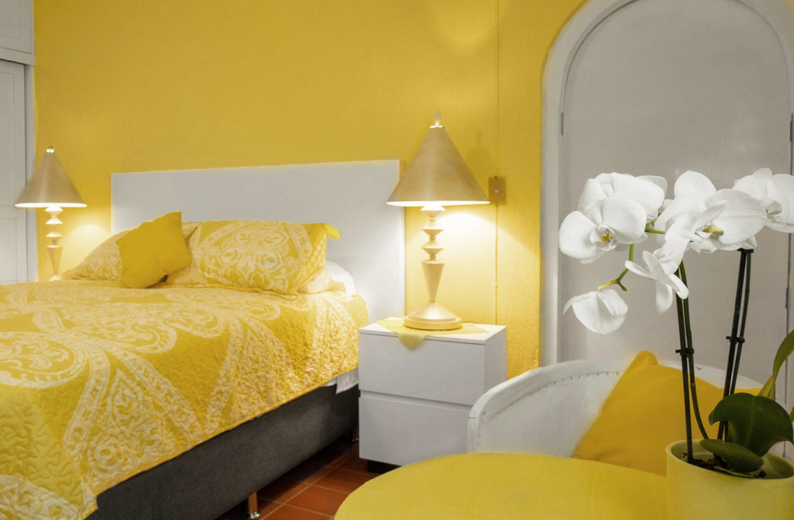 Citrine Queen Suite