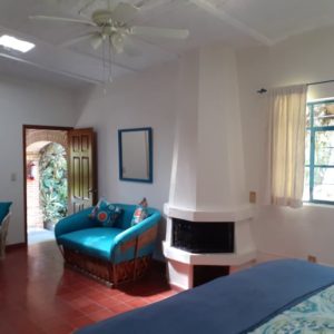 Aquamarine King Suite