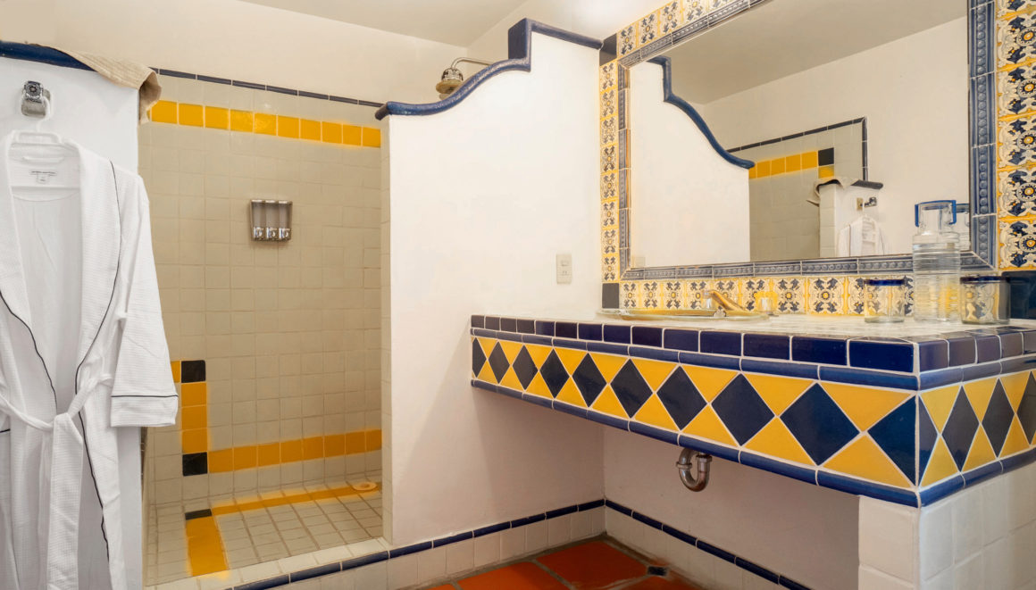 Mexican-Tiled Bath
